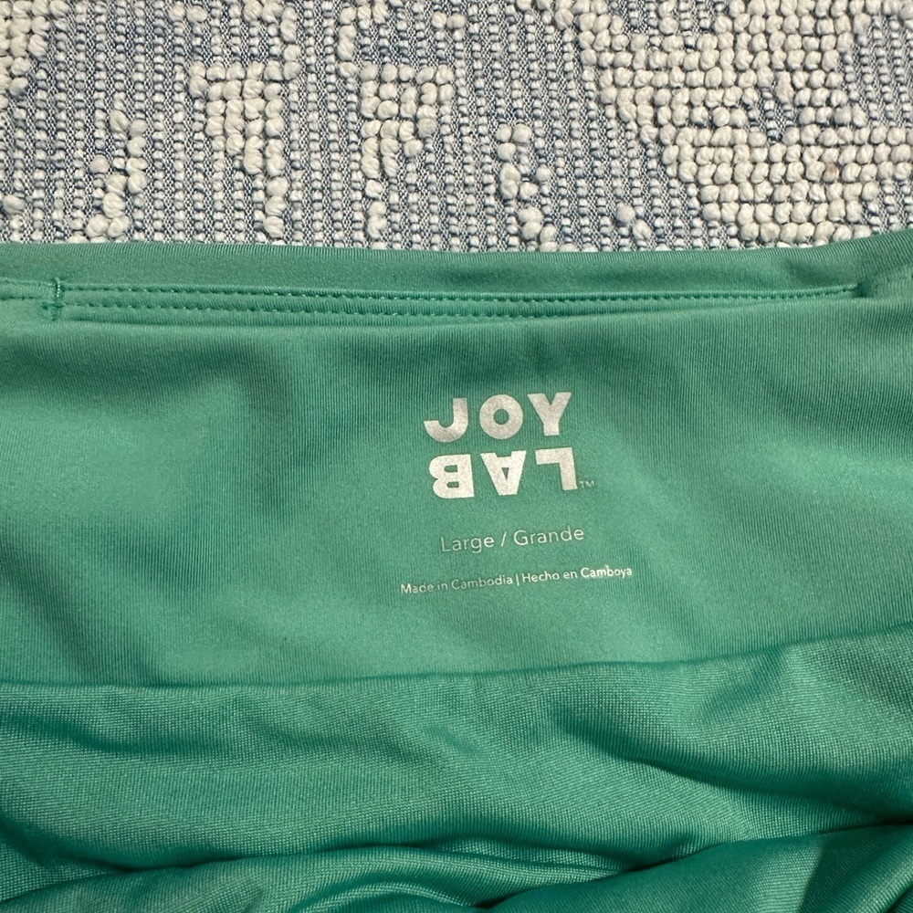 LOT of 2 Women’s LABJOY Green and AERIE Floral Athletic Shorts Sz L - Picture 9 of 13